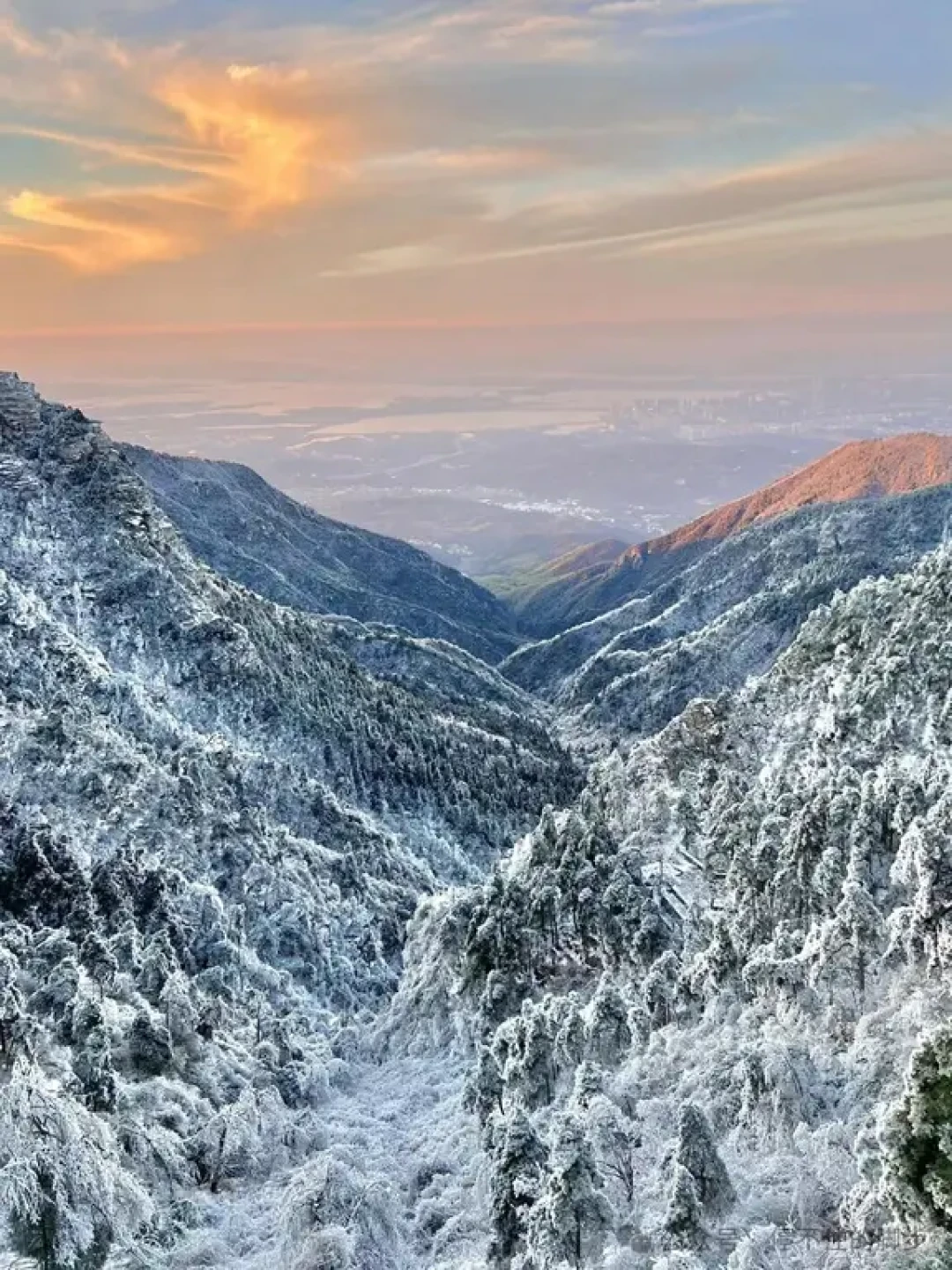 中央气象台最新监测,下周庐山迎初雪🌨️