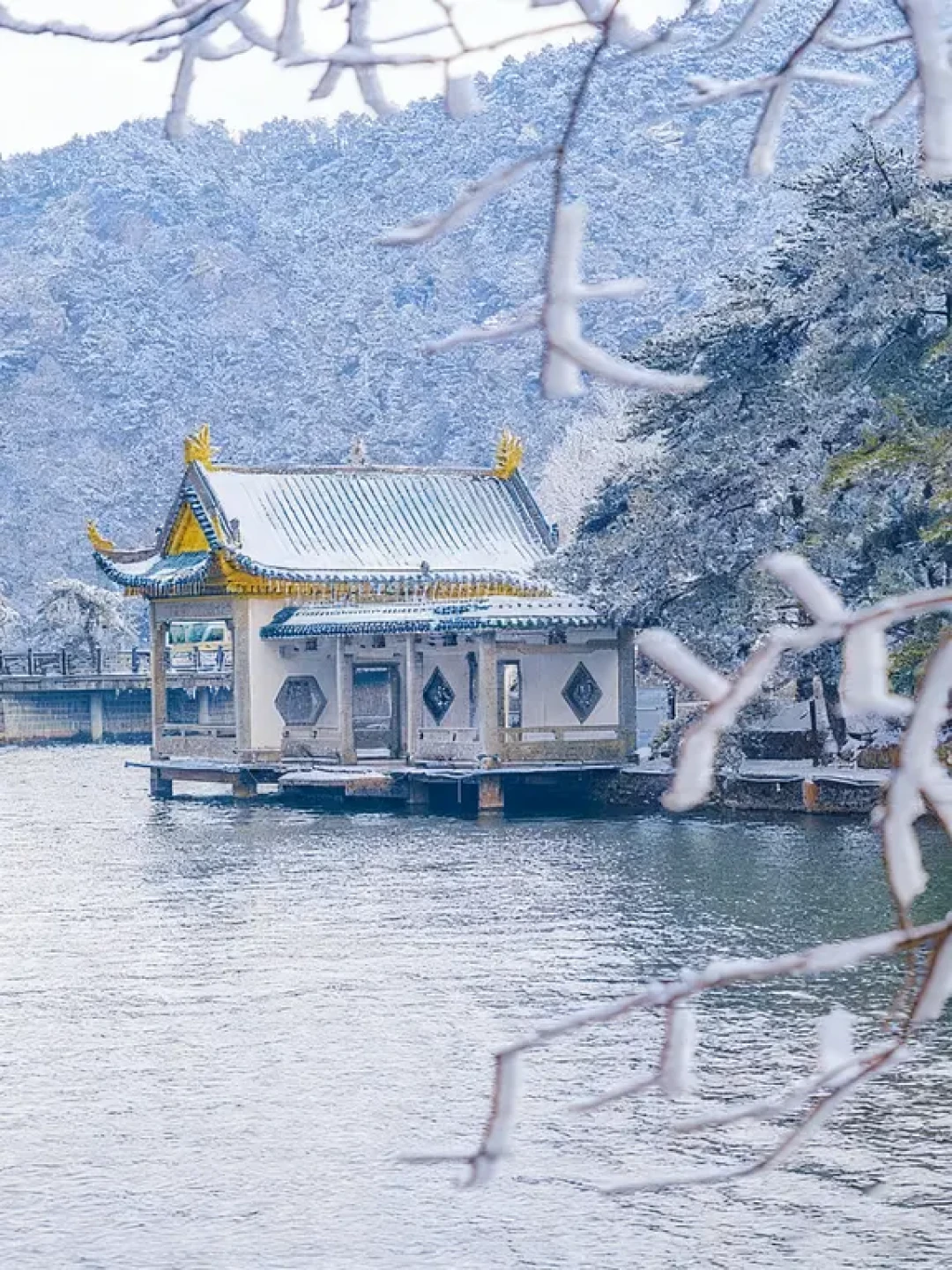中央气象台最新监测,下周庐山迎初雪🌨️
