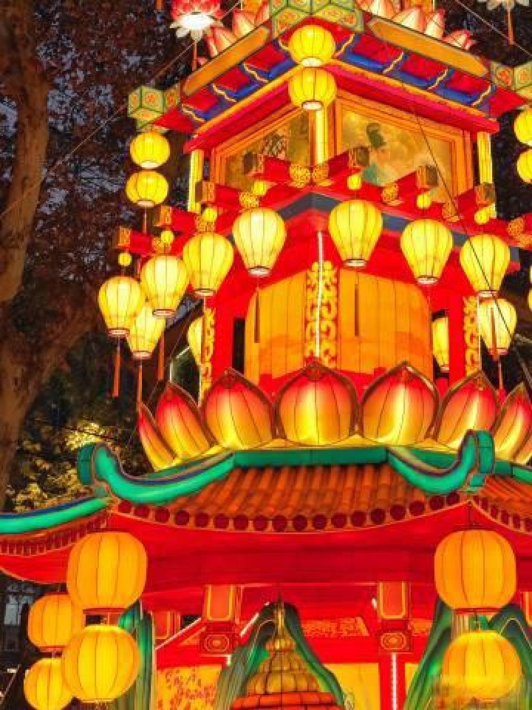 当花马点亮熙南里夜空,南京老城南一秒穿越回《南都繁会图》