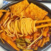 速食零食红黑榜：这些好吃到顿顿想吃，那些高钠高添加要避雷