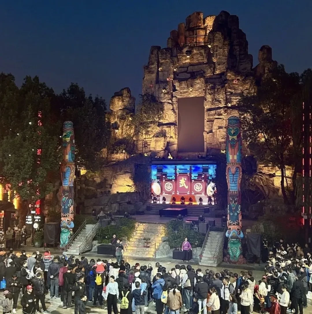 十字路口的宋城演艺:9.6亿“租转买”关联交易,凸显模式困局 |钛媒体深度