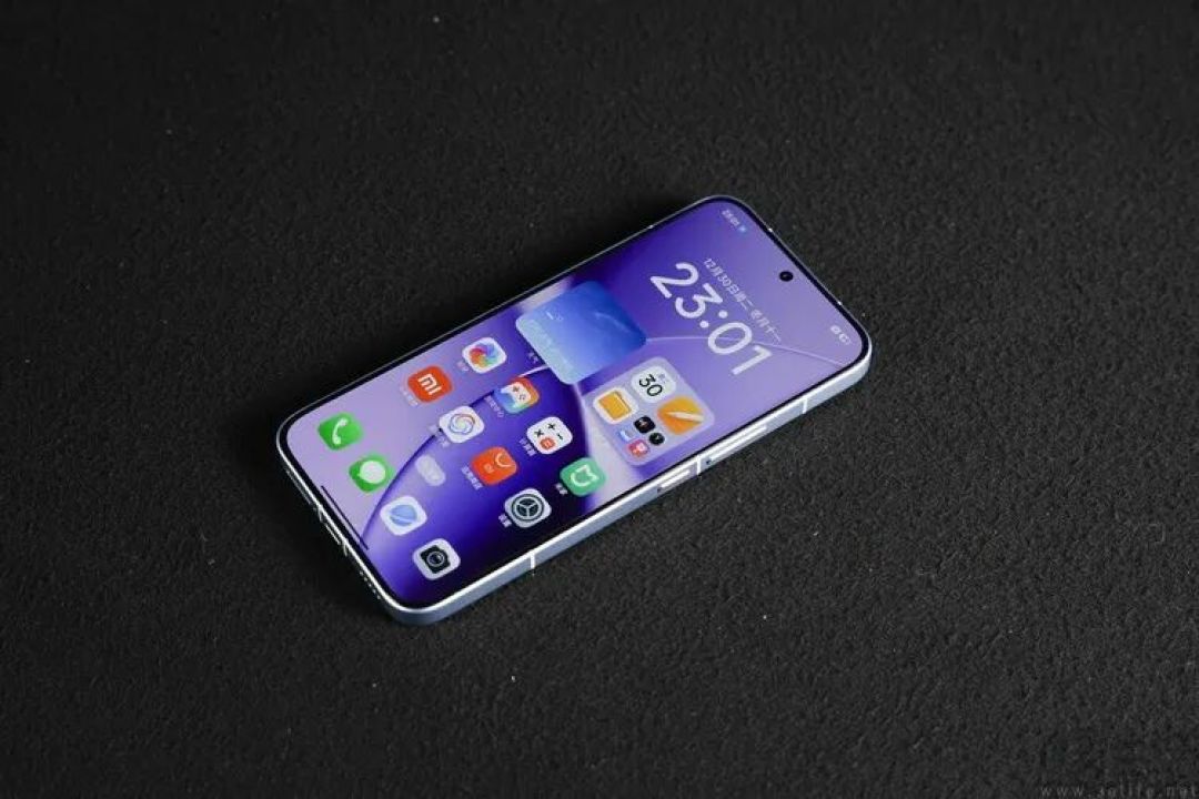 REDMI Turbo5 MAX首测:简单直白的青年人神机