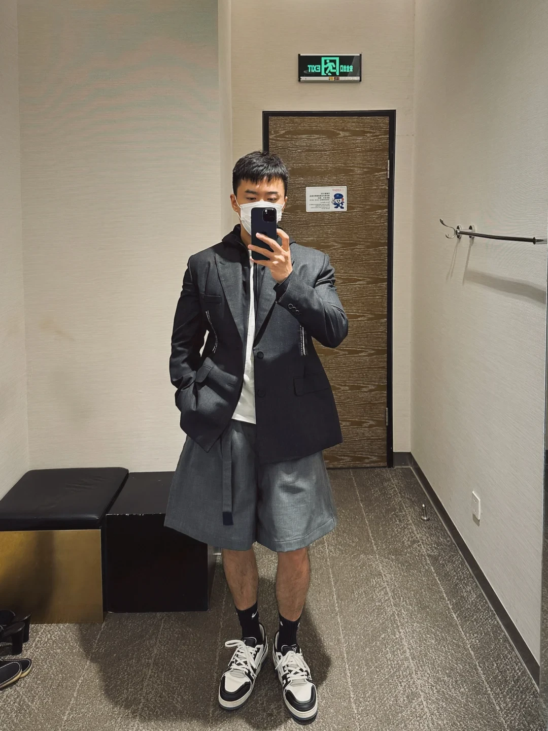 Dior男装Bar Jacket:两位总监的设计之争