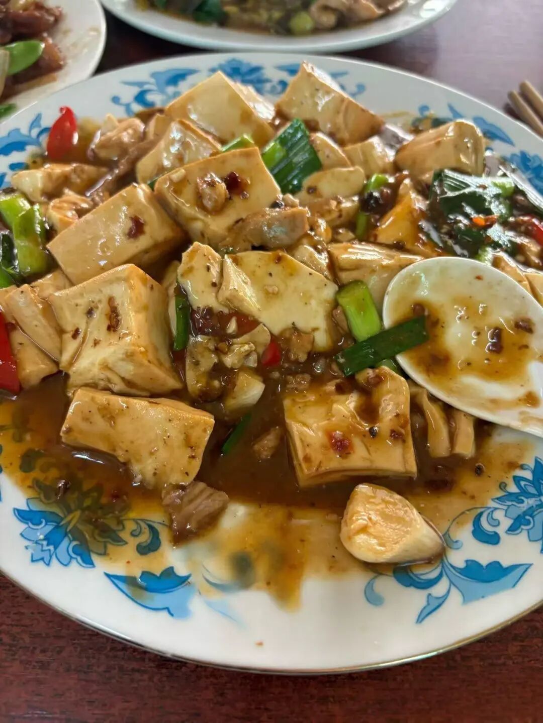 福建|龙岩新罗这5家苍蝇馆子，门脸破烂不起眼，生意却火爆！每家都藏着本地人从小吃到大的老味道！