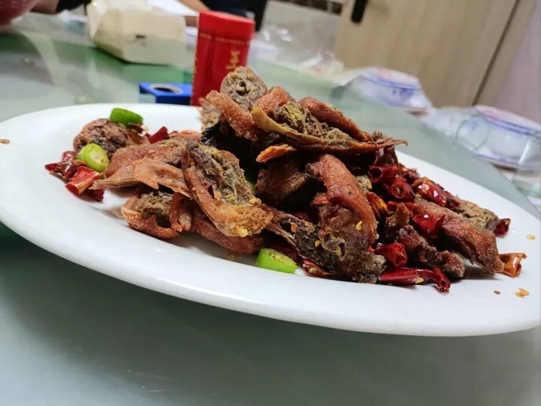 福建|龙岩新罗这5家苍蝇馆子，门脸破烂不起眼，生意却火爆！每家都藏着本地人从小吃到大的老味道！