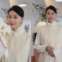 这件新中式马甲，承载着贵州少数民族绣娘们世代相传的技艺