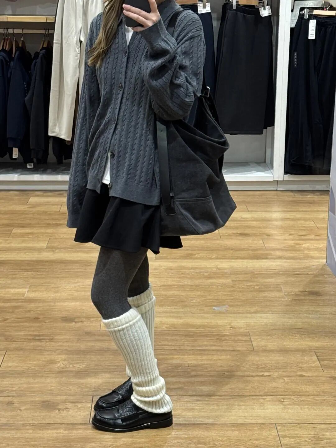 降温了怎么穿?冲进优衣库,看博主如何用几件基础款搭出10套look!