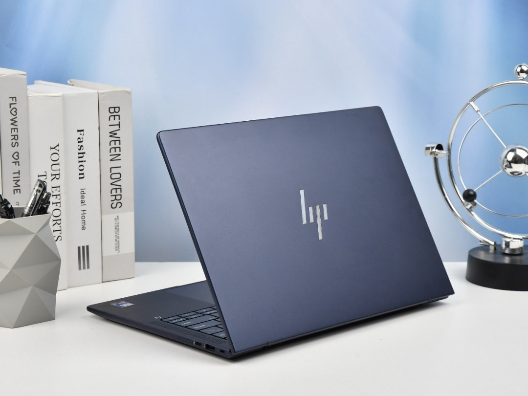 移动办公时代的精英级AI PC:惠普 EliteBook X G1i评测