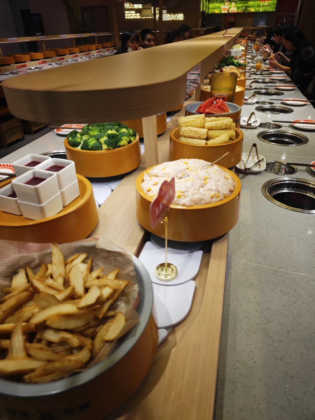 信阳美食小店真实评测【142】吾家三喜自助火锅【适合一个人吃的火锅】