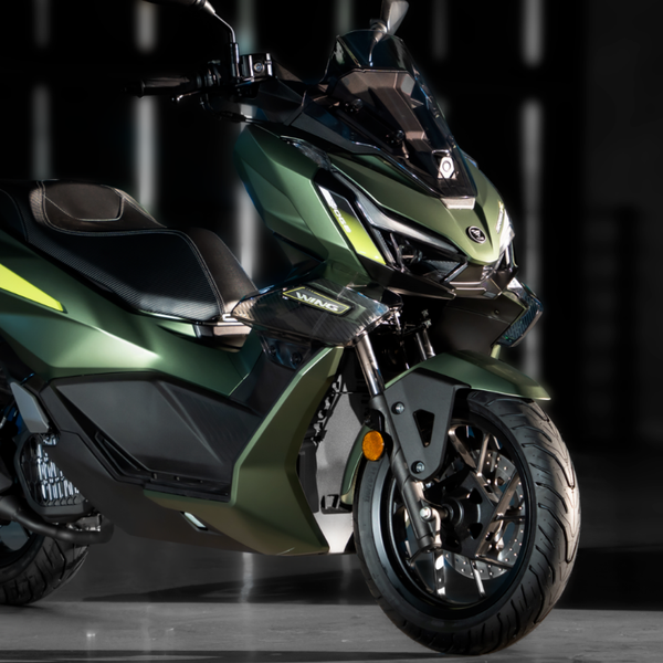 1.098万元继续内卷！无极发布2026款翼龙SR150R，150踏板杀疯了！