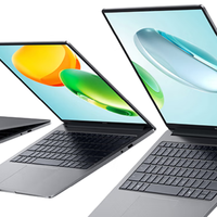 轻薄本别再“既要又要”！2025实测：1kg超长续航和65W性能释放，到底谁更值得你掏钱？