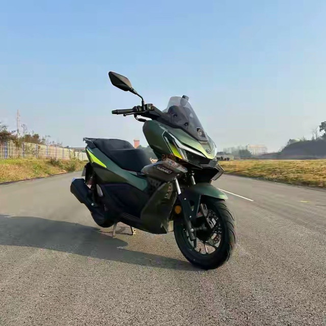 10980元还送救援！无极SR150R上市，小品牌该咋活？