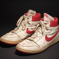 湖人周边 vs 勇士周边？我们汇总了127位球迷的真实收藏观点