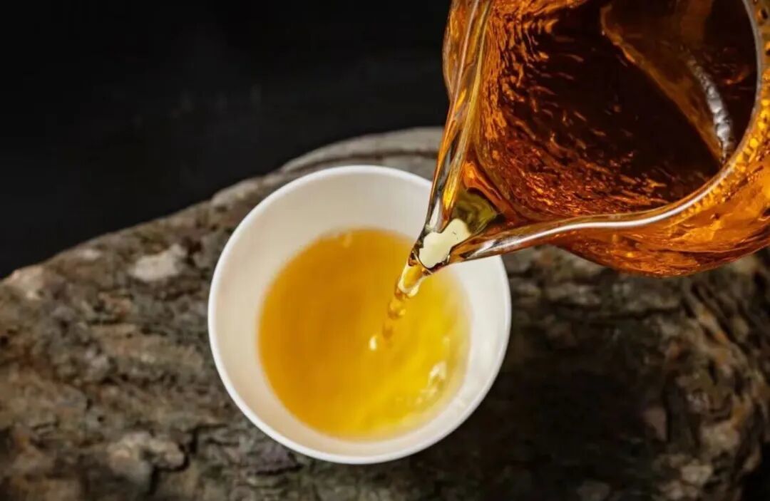 被误用的时间:重新理解普洱茶的陈化逻辑