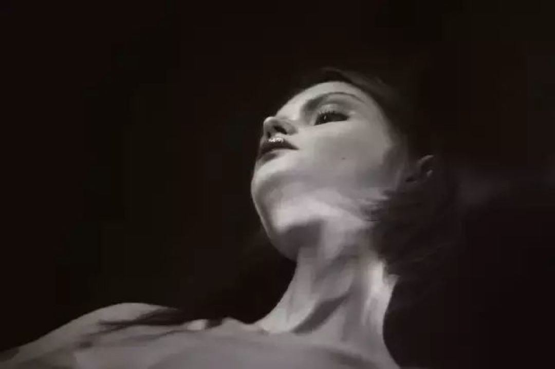人像构图,怎么裁剪让画面更有趣味?