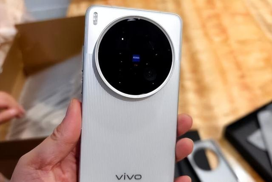 16GB+1TB!2026国补后,拥有“超长寿命”的3款手机,使用7年不换!!