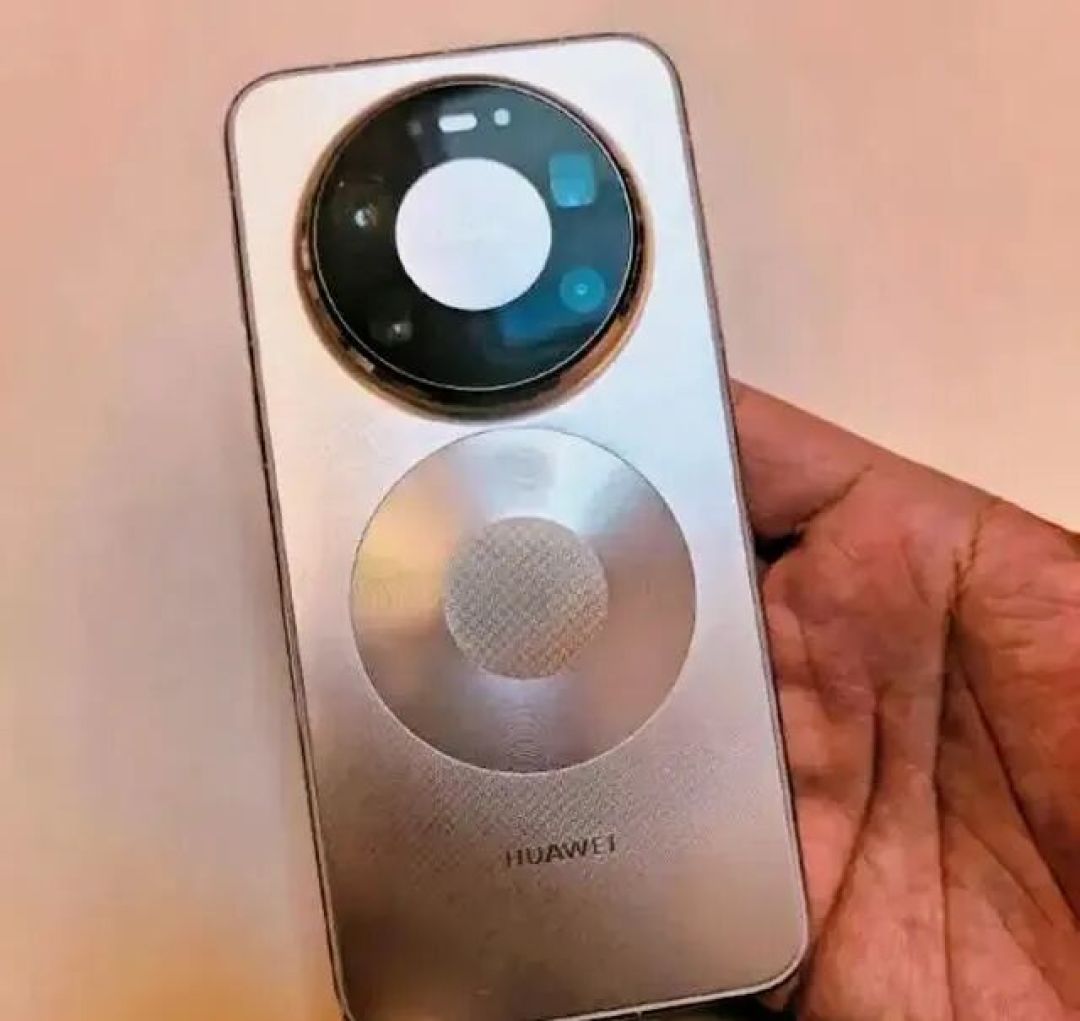 华为 Mate 80 Pro Max 争议升级!续航翻车还是营销?