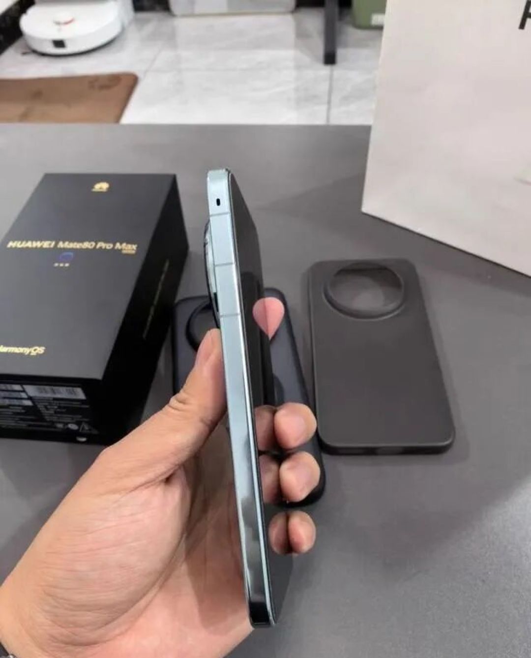 华为 Mate 80 Pro Max 争议升级!续航翻车还是营销?