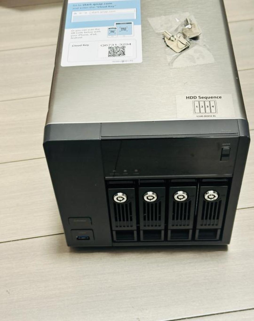 从110W降到17W！忍痛抛弃DIY老爷机，三百块捡漏威联通4盘位，这波省电赢麻了？
