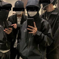 不建议买的3个冲锋衣品牌，听着洋气，实际都是智商税！烂大街了-