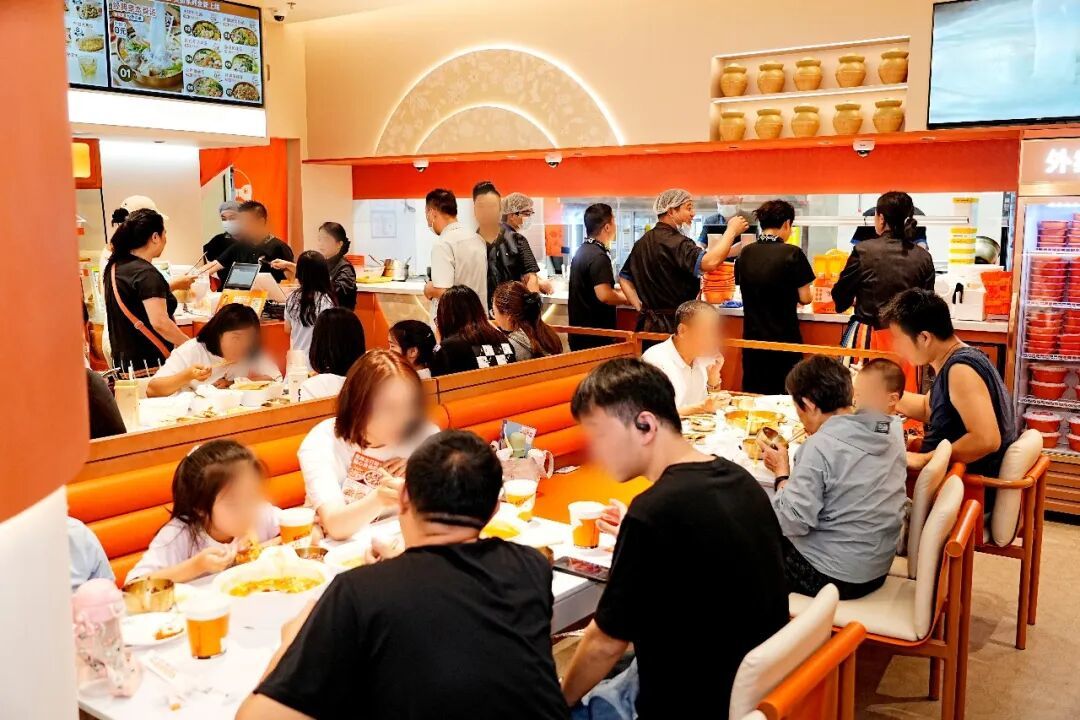 8年时间门店开到2600家,全国第一的米饭快餐竟是它?