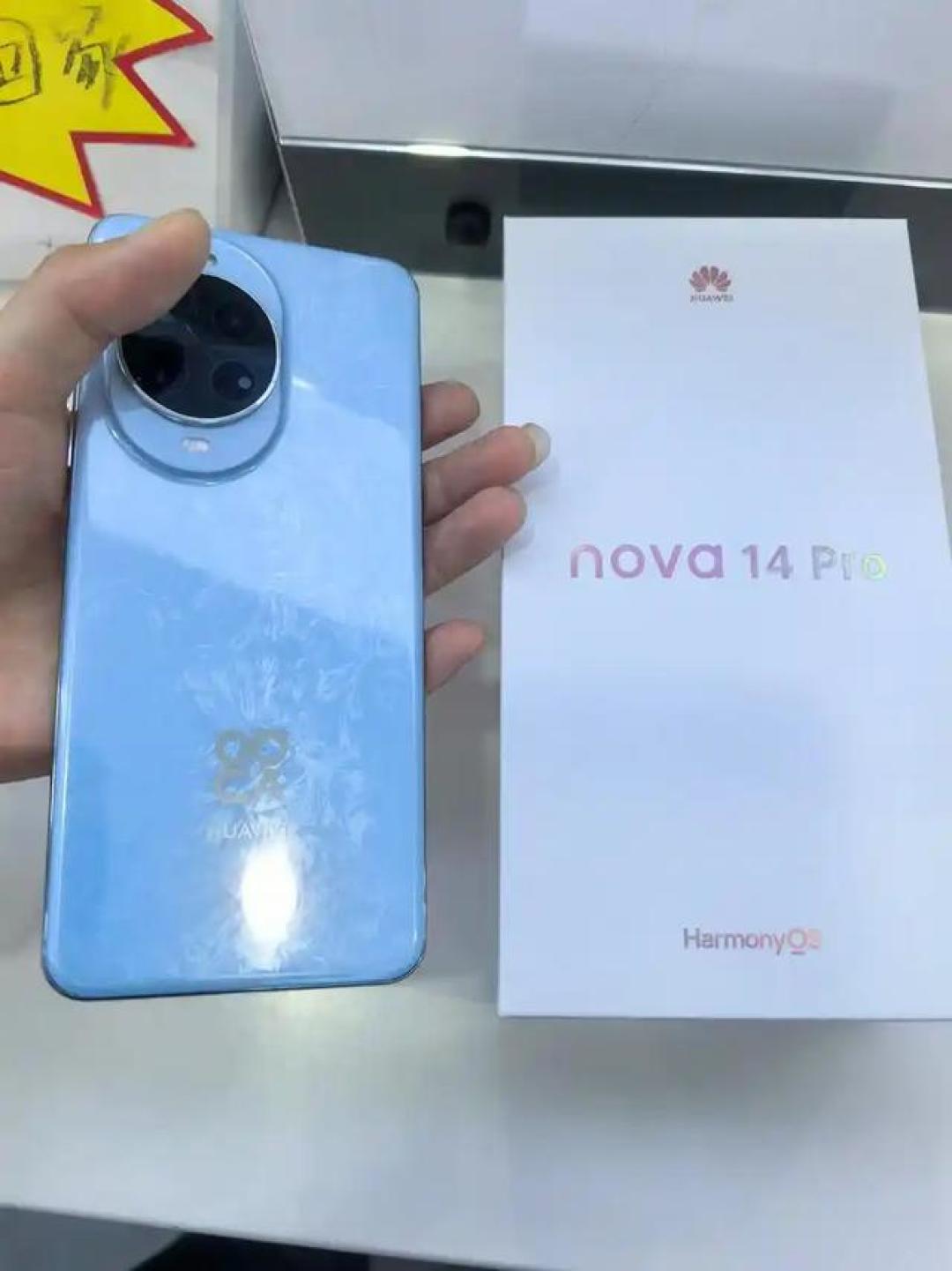 华为nova14杀疯了！个性色卡功能实装，随手拍出青春大片感
