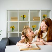 英语启蒙选报班还是自学?我们汇总了200+用户真实观点,结论在这