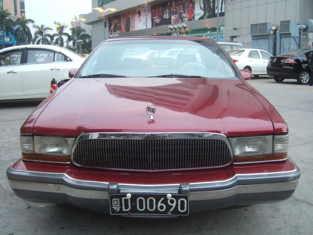 老美“大船” 丨 国内稀有车,前置后驱大V8——别克路霸末代/Buick Roadmaster