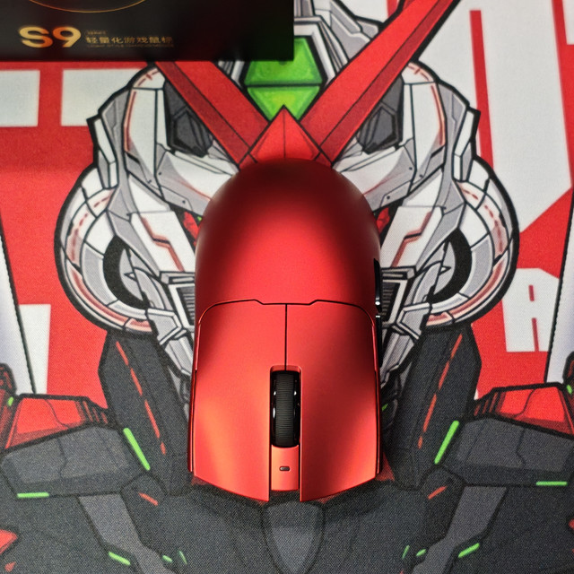 金属漆面、毒蝰模具、高性价比——前行者S9轻量化游戏鼠标