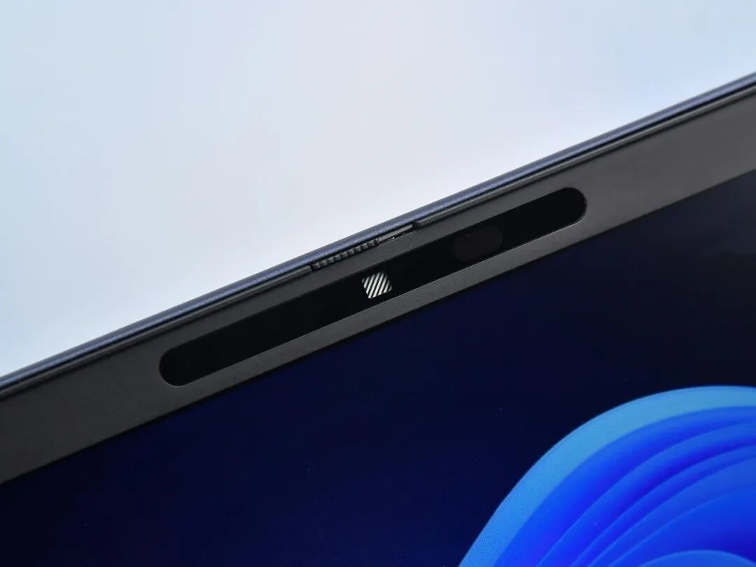 移动办公时代的精英级AI PC：惠普 EliteBook X G1i评测