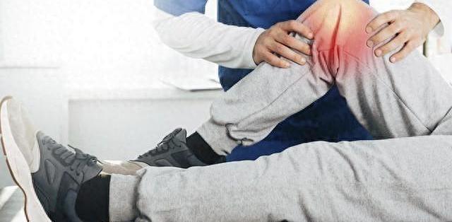 跌打损伤喷雾剂怎么选?5类常用药选择,避开“越喷越肿”误区_安全健康_什么值得买