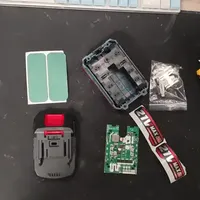 #锂电池定制 自己组装一个牧田款的5.0电池，用的亿伟25P 亮点是这个套料支持type c双向45W，可以直接用手机充电器。#锂电池组装 #18650锂电池 #锂电工具