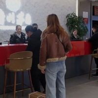 实探i茅台线下提货热：单店午间40单，整箱双瓶不等，“自提茅台”成节前新图景
