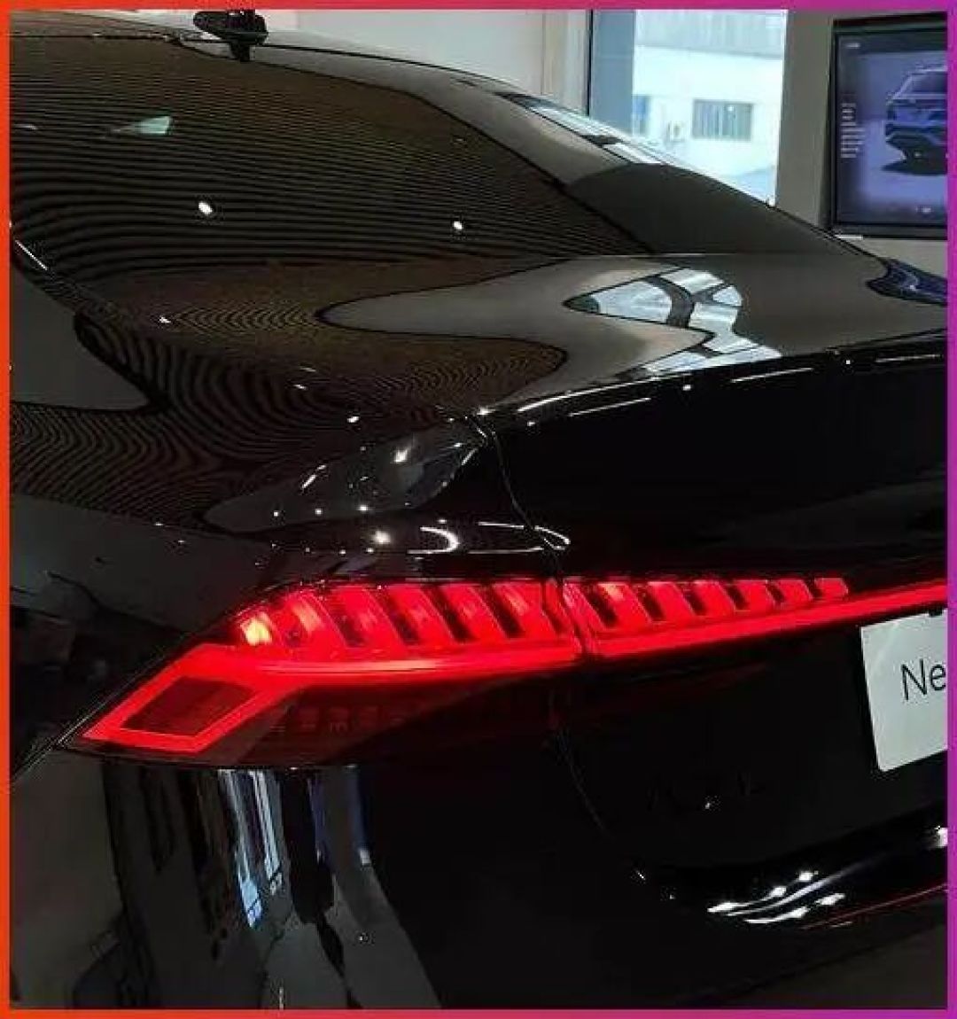 “最美”奥迪A7L,已经落地价26.5万了……