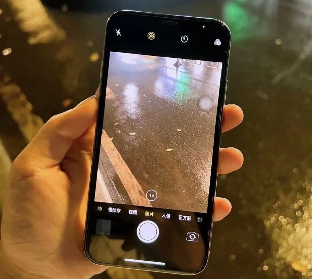 从卖9688到360,5.8寸OLED屏,全面屏设计,旗舰仿生芯片,Face ID,还能不能入手?