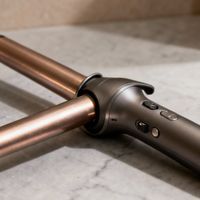 短发男生必看：10分钟用卷发棒告别贴头皮，轻松打造蓬松有型日常造型