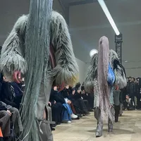 这季 Rick Owens 为何用「老亚比」带出 5 件终极夹克？