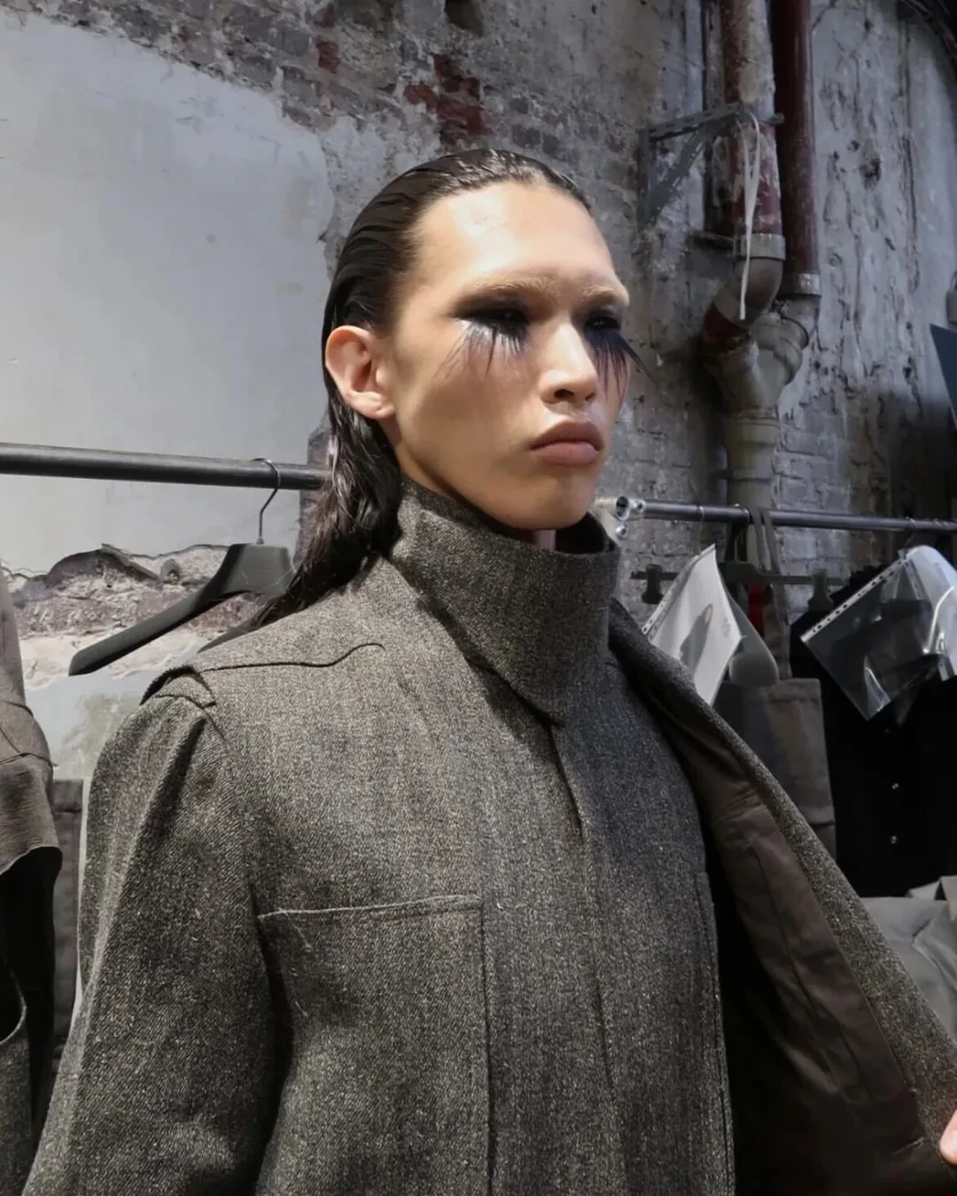 这季 Rick Owens 为何用「老亚比」带出 5 件终极夹克?