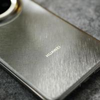 上手华为Mate 70 Pro+金丝银锦版的真实感受