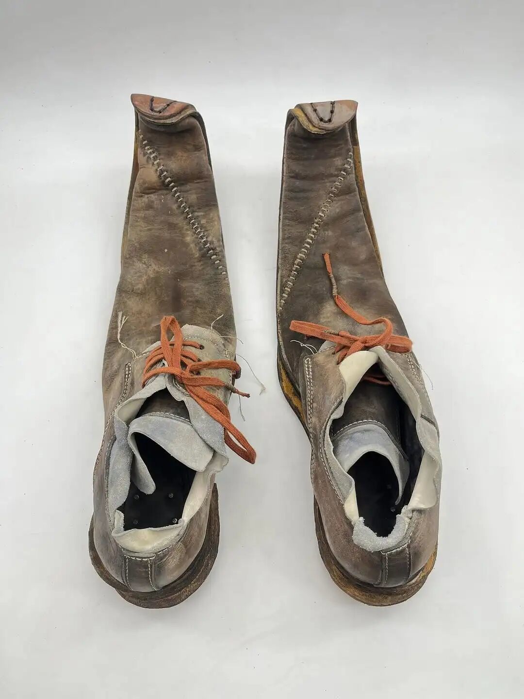 【Daily Boots】来点好玩的:小众鞋靴艺术工作室Omelchuk Atelier的魔幻废土鞋靴图赏