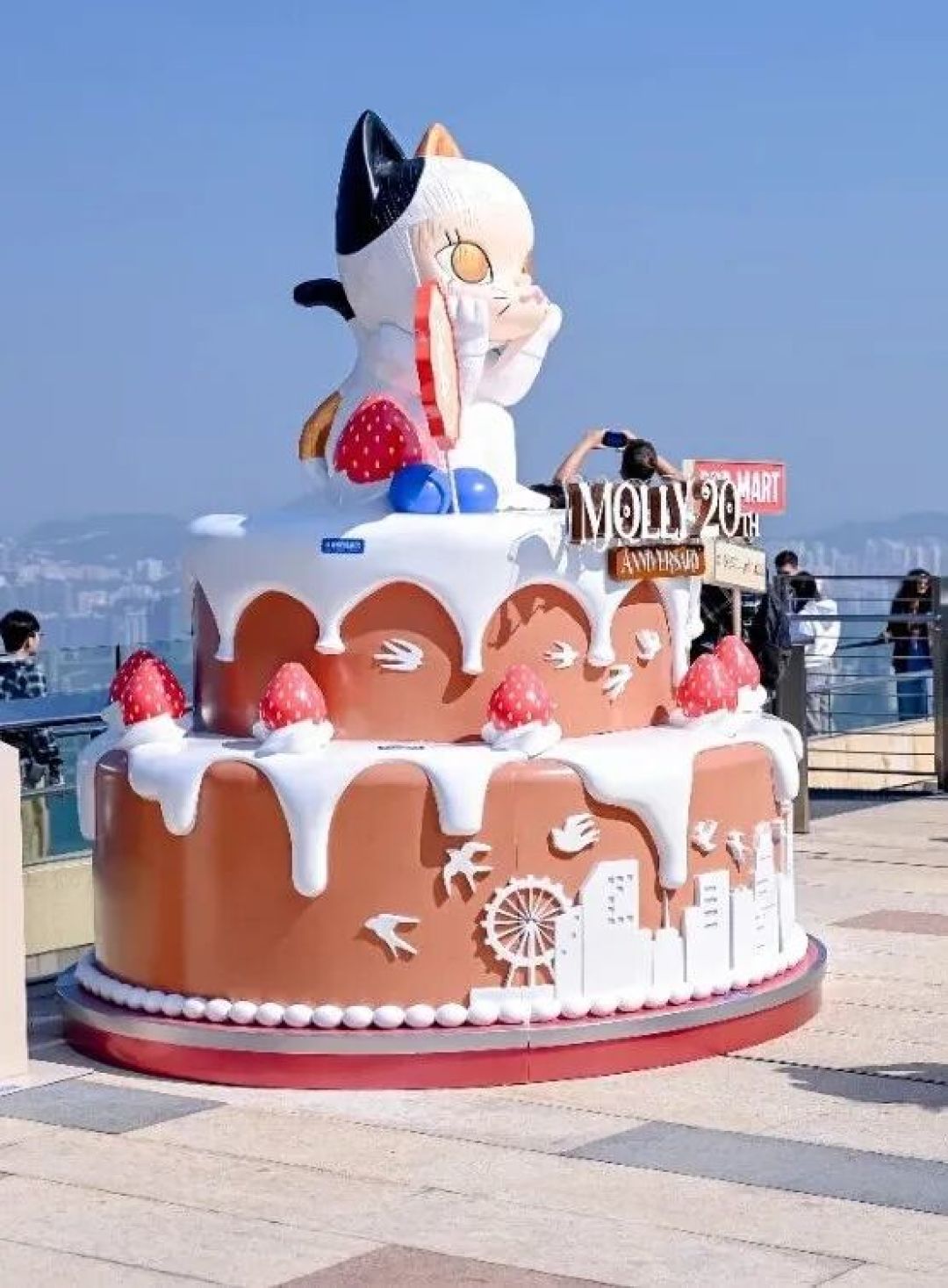 2026香港新年好去处：MOLLY20周年香港限定太平山顶缆车打卡，附八大打卡点详细位置与开放时间