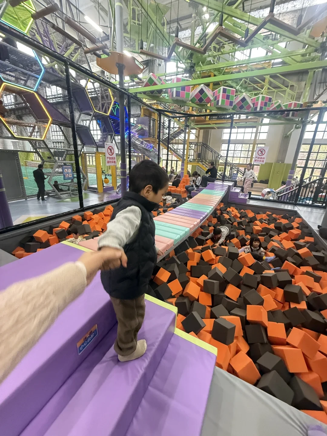 杭州室内遛娃|雨雪天就去少年宫半山运动馆