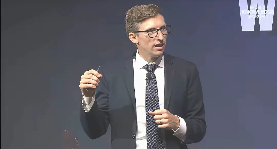 中国媒体喊话路透社:不要对中国的科技发展感到焦虑,中国研发光刻机不会抢你们的饭碗
