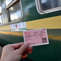 12天狂卖5102万张！12306每秒被"攻陷"90次，这场14亿人参与的"票战"有多疯狂？