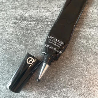 阿玛尼黑钥匙眼霜7肽配方:真实有效还是营销噱头?全网用户观点大PK