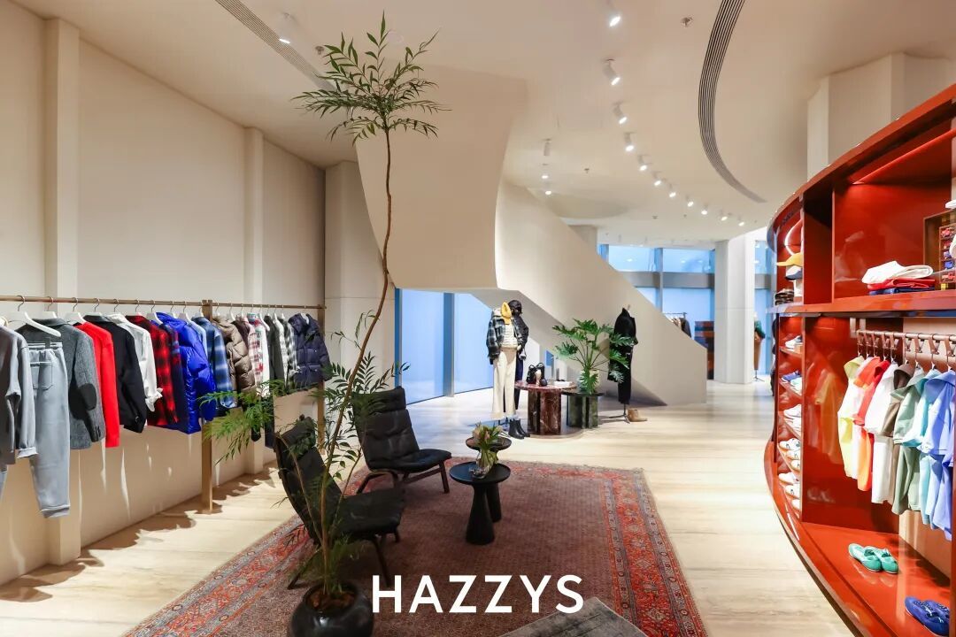 突围“经典风格”赛道，HAZZYS 中国首家旗舰店在上海新天地揭幕