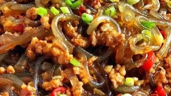 开胃又爽口！家庭版凉拌粉絲这样做，酸辣过瘾根根分明不粘坨
