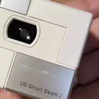 当年2799元的掌中投影仪，二手才卖130块！带电池能看2小时