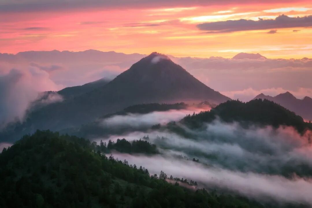 风光摄影“时间合成”:一张照片,装下日月流转的浪漫!