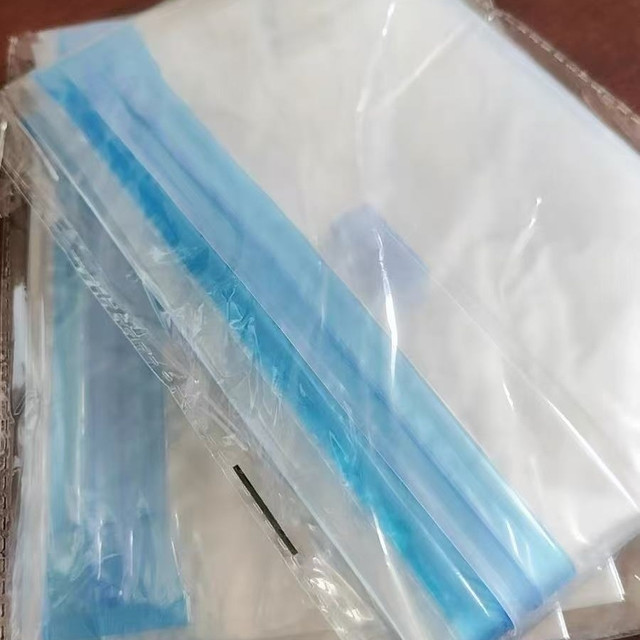 旅行党狂喜🆘 手卷真空压缩袋太省空间了！